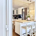 Blaha Haven Center Modern Apartman *